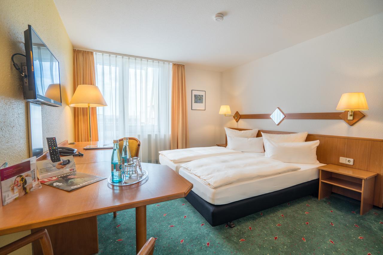 Отель Airporthotel Residenz 3*