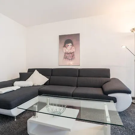 Airporthotel Residenz Steinenbronn Esterno foto