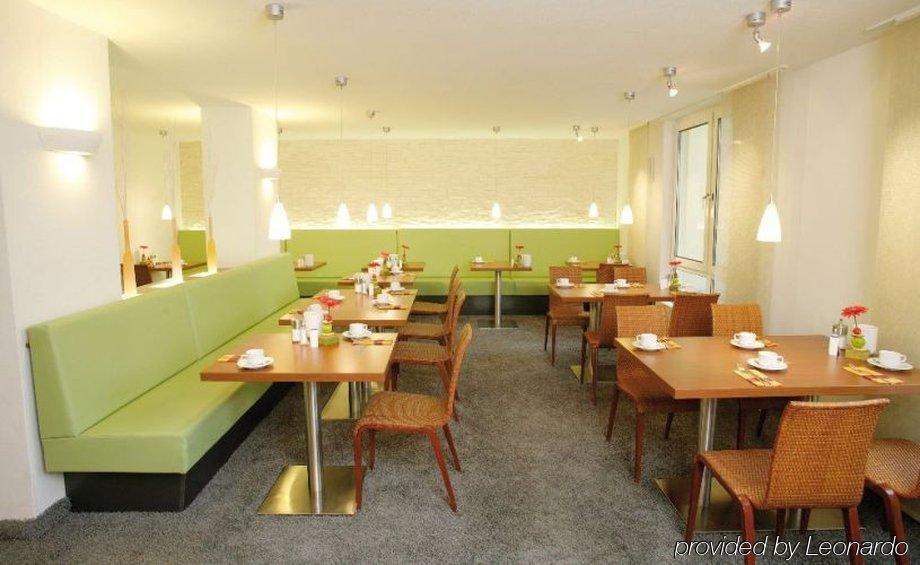 Airporthotel Residenz Hotel 3*